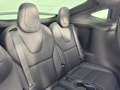 Used 2023 Tesla Model X image 42