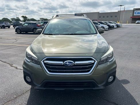 Used 2019 Subaru Outback 3.6R Limited w/ Popular Package #2 AWD/4WD image 4