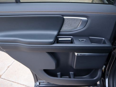 New 2025 Ford Expedition Tremor image 21