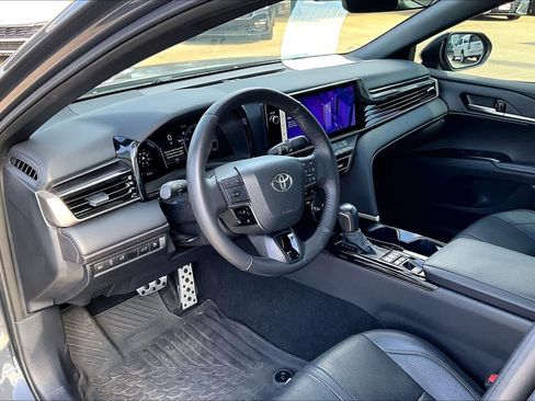 Used 2025 Toyota Camry XSE image 17