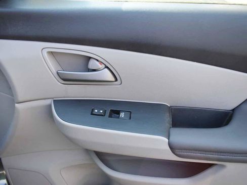 Used 2013 Honda Odyssey EX image 42