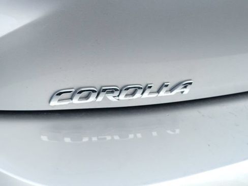 Used 2024 Toyota Corolla SE FWD image 4