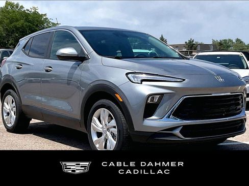 Used 2025 Buick Encore GX Preferred AWD/4WD image 1