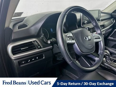 Used 2020 Kia Telluride S w/ S 8 Passenger Seating Package FWD image 11