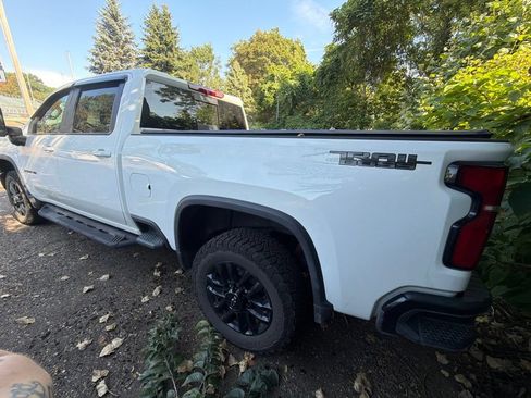 Used 2025 Chevrolet Silverado 2500 LT w/ Trail Boss Package AWD/4WD image 7