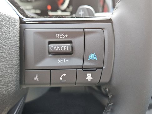 New 2026 Nissan Pathfinder SL FWD image 13