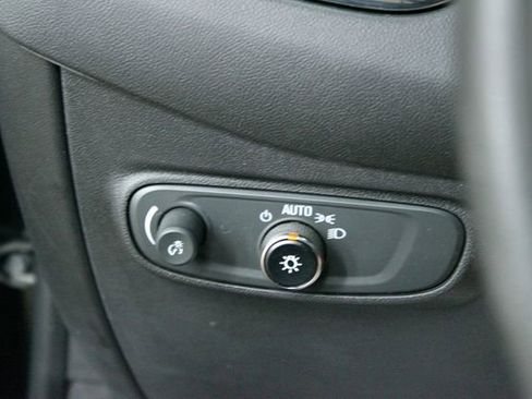 Used 2023 Chevrolet Equinox LS w/ LS Convenience Package image 13