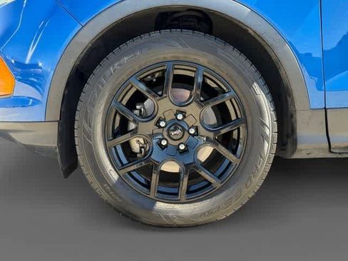Used 2017 Ford Escape S FWD image 9