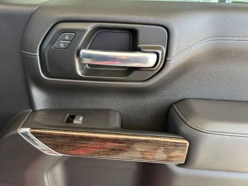 Used 2020 GMC Sierra 1500 Elevation w/ Elevation Value Package image 20