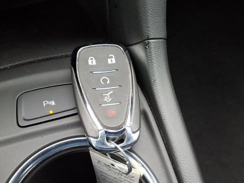 Used 2024 Chevrolet Equinox LT image 27