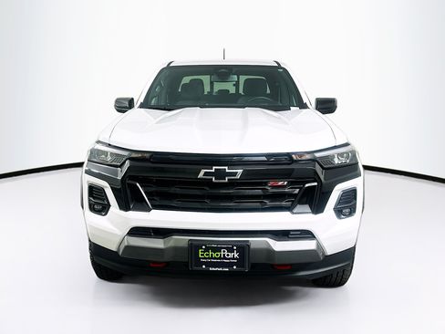 Used 2024 Chevrolet Colorado Z71 w/ Z71 Convenience Package 2 AWD/4WD image 2