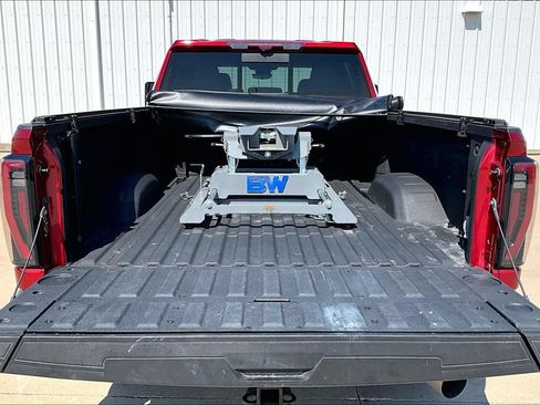 Used 2024 GMC Sierra 3500 AT4 w/ AT4 Premium Plus Package AWD/4WD image 34