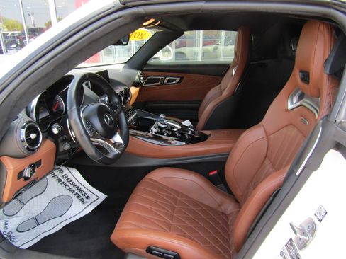 Used 2018 Mercedes-Benz AMG GT C image 22