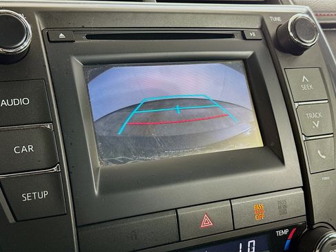 Used 2015 Toyota Camry SE image 22