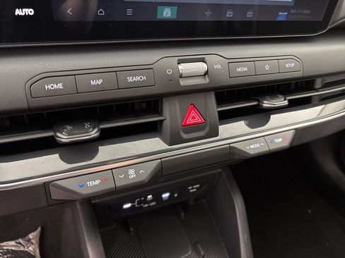 New 2026 Kia K4 EX FWD image 34