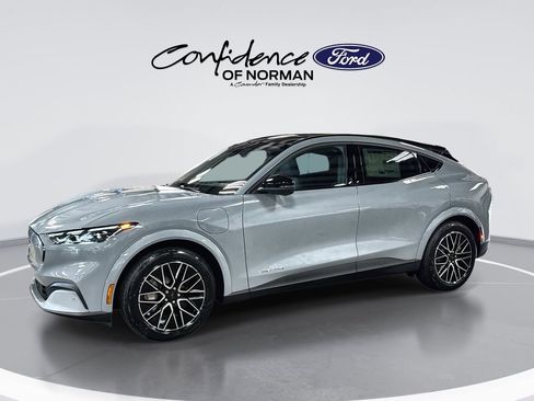 New 2025 Ford Mustang Mach-E Premium image 4