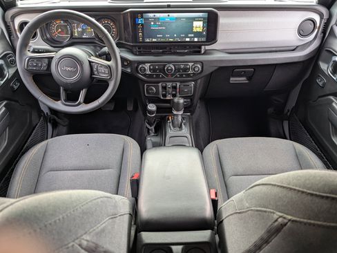 Used 2024 Jeep Wrangler Sport S image 21