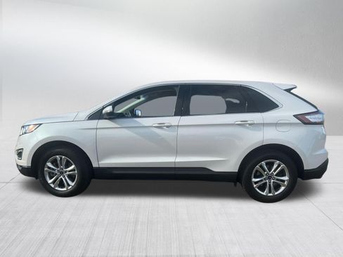 Used 2018 Ford Edge SEL w/ Equipment Group 201A AWD/4WD image 2