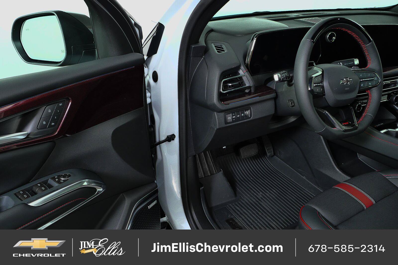 New 2027 Chevrolet Traverse RS w/ LPO, Floor Liner Package AWD/4WD image 9