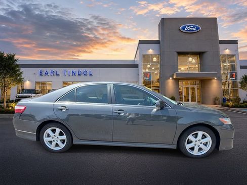Used 2009 Toyota Camry SE FWD image 9