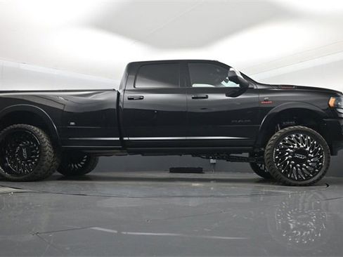 Used 2022 RAM 3500 Limited w/ Max Tow Package image 66