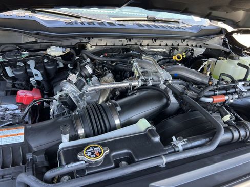 New 2026 Ford F250 Platinum w/ Tremor Off-Road Package image 28