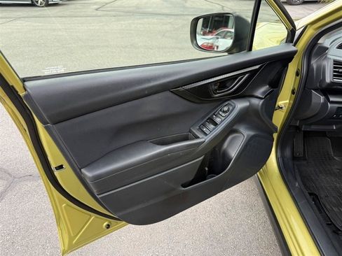 Used 2023 Subaru Crosstrek 2.0i AWD/4WD image 17