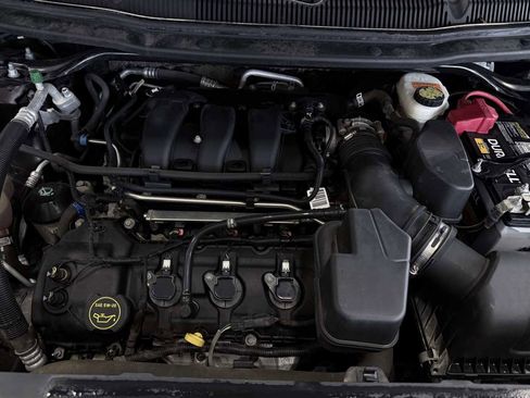 Used 2019 Ford Explorer XLT w/ Equipment Group 202A image 23