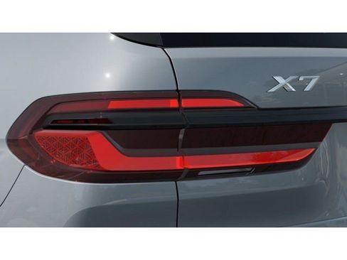 New 2027 BMW X7 xDrive40i w/ Executive Package AWD/4WD image 8