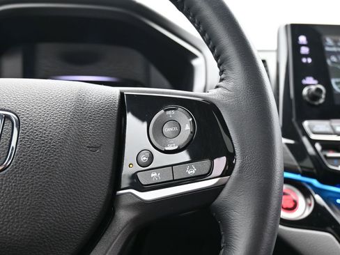 Certified 2024 Honda Odyssey Elite image 35