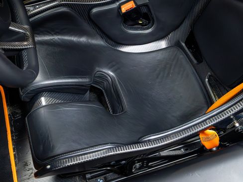 Used 2019 McLaren 600LT RWD image 8