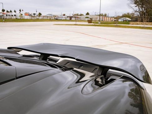Used 2019 McLaren 720S Performance RWD image 20