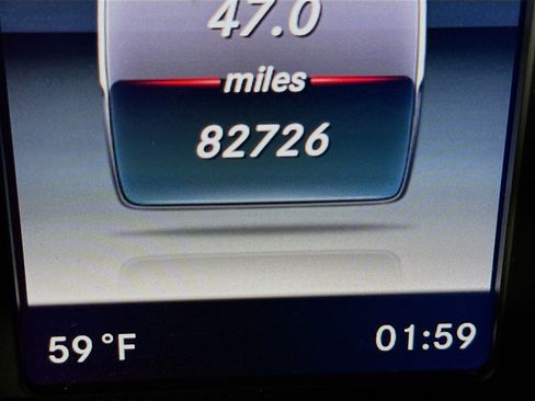 Used 2017 Mercedes-Benz C 300 Sedan w/ Premium 1 Package image 16