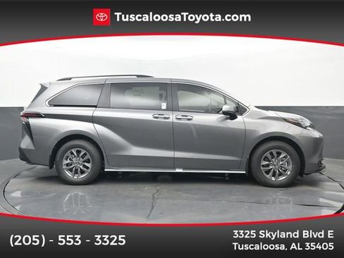 New 2026 Toyota Sienna XLE FWD image 1