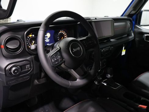 New 2026 Jeep Wrangler Unlimited Rubicon image 17