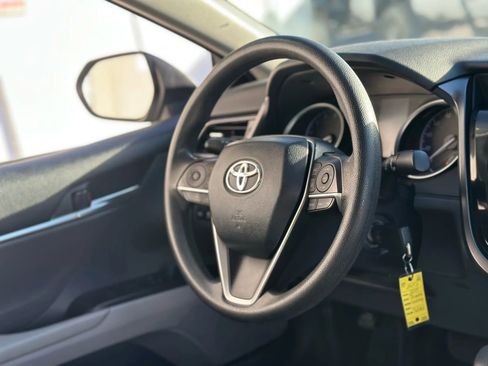 Used 2021 Toyota Camry LE FWD image 9