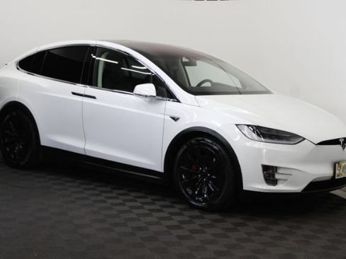 Used 2016 Tesla Model X 90D AWD/4WD image 3