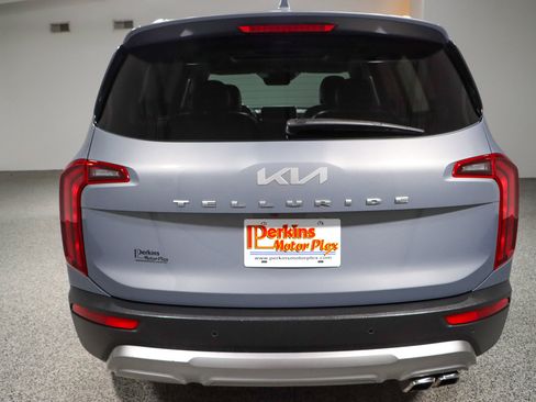 Used 2022 Kia Telluride S FWD image 8