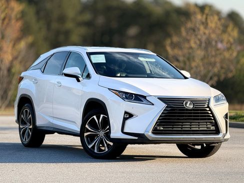 Used 2017 Lexus RX 350 FWD w/ Premium Package image 12