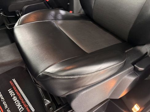 Used 2020 Ford Transit 250 Low Roof image 9