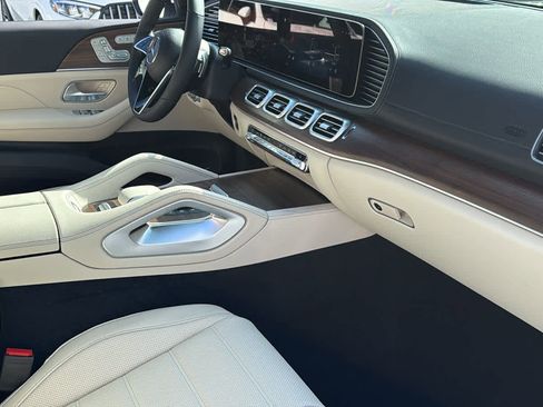 New 2026 Mercedes-Benz GLE 580 4MATIC image 38