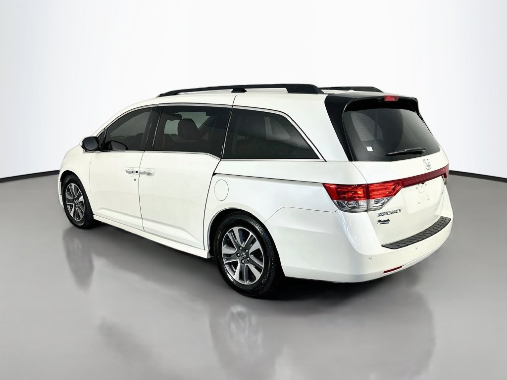 Used 2016 Honda Odyssey Touring Elite image 5