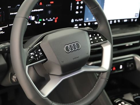 New 2025 Audi Q5 2.0T Premium Plus image 16