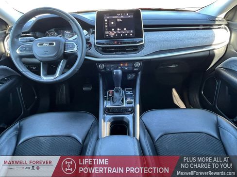 Used 2022 Jeep Compass Latitude image 20
