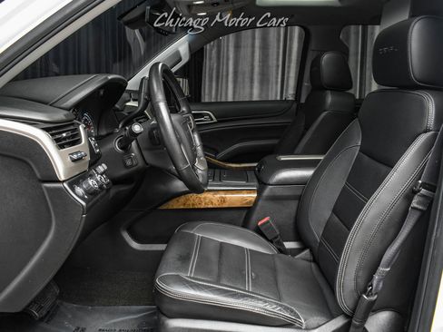 Used 2017 GMC Yukon Denali w/ Open Road Package AWD/4WD image 22