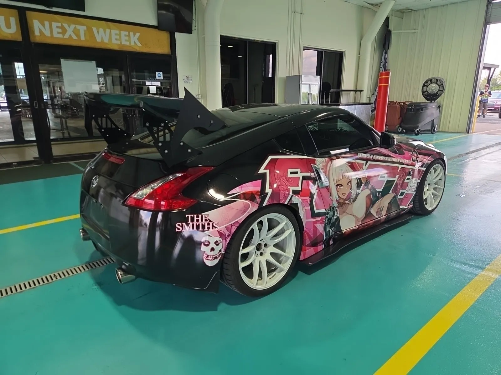 Used 2016 Nissan 370Z Coupe RWD image 11