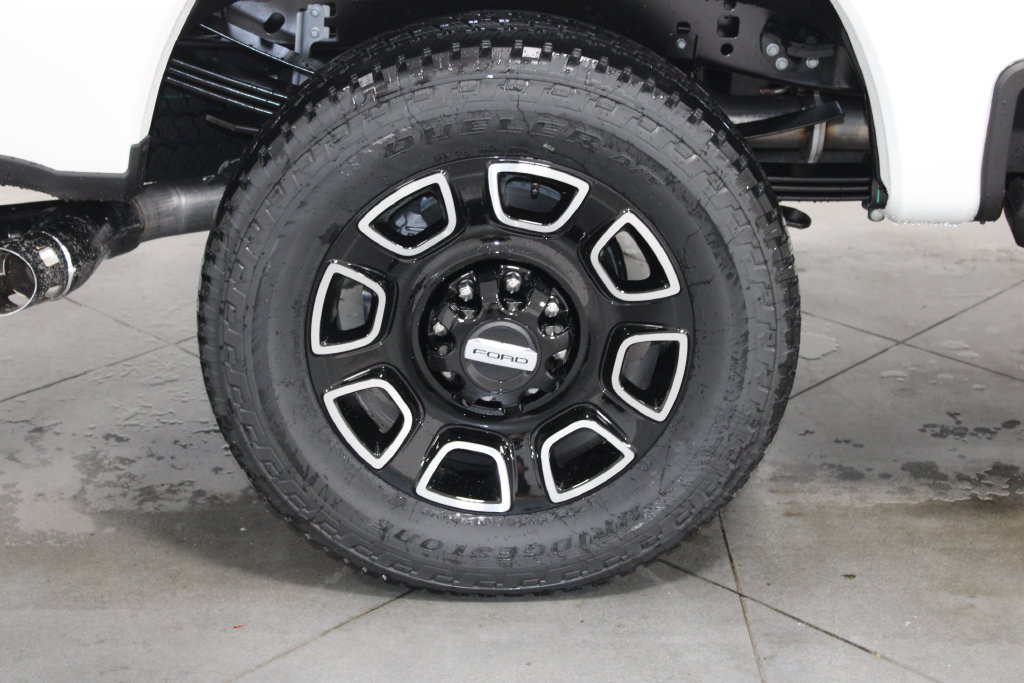 New 2026 Ford F250 Platinum AWD/4WD image 18