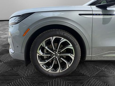 Used 2024 Lincoln Nautilus Reserve w/ Equipment Group 202A AWD/4WD image 14