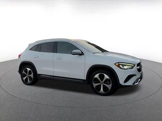 Used 2025 Mercedes-Benz GLA 250 video 2