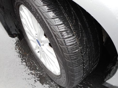 Used 2016 Ford C-MAX SE image 11